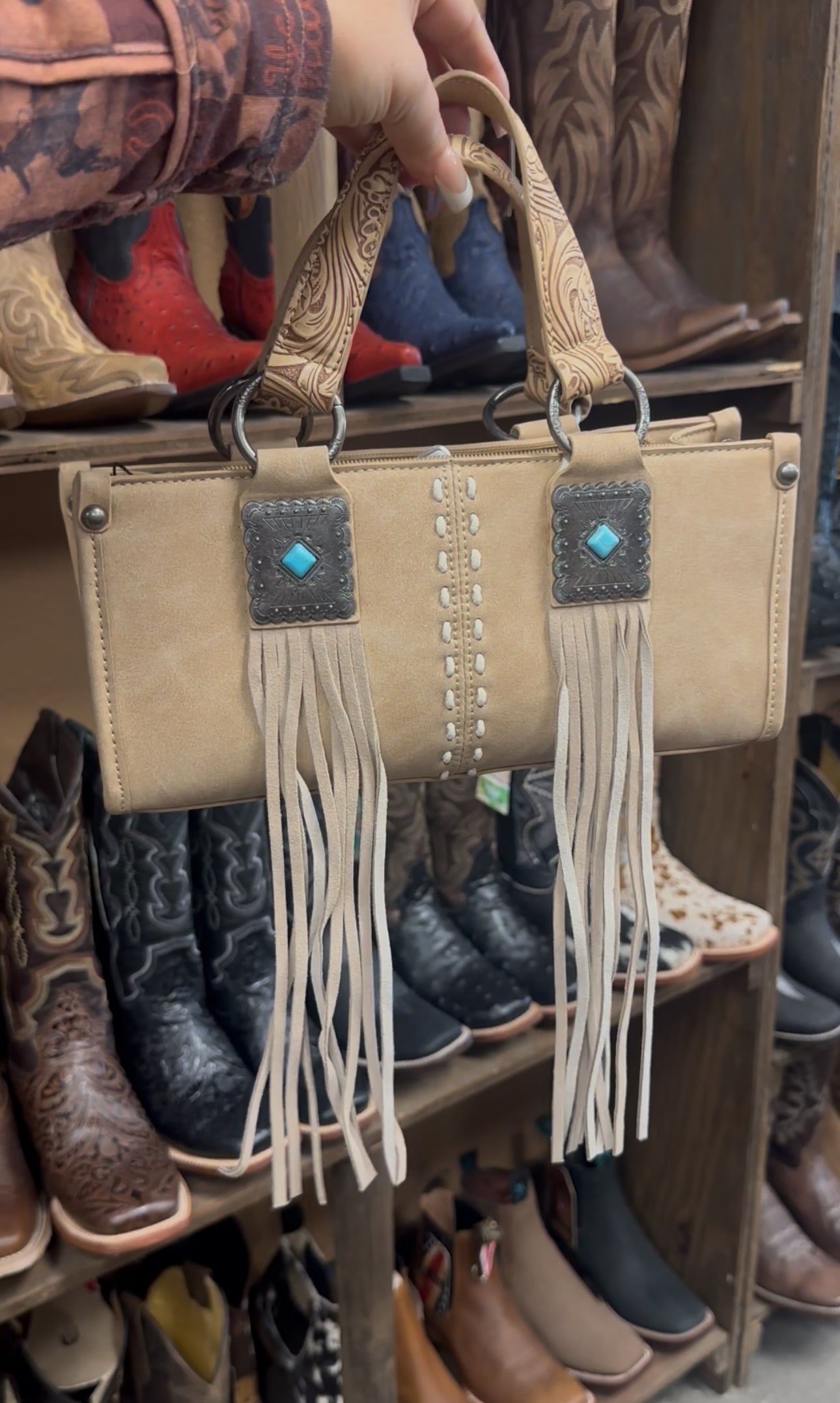 Bolsa montana west